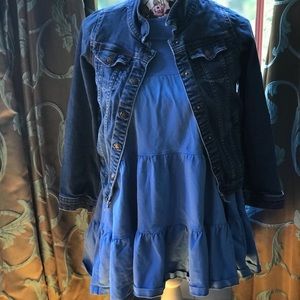 Flower embroidered jean jacket